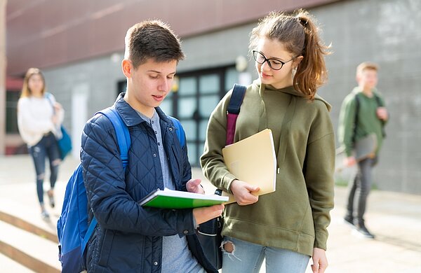 Kanton Zürich führt Kurzgymnasium an allen Langgymnasien ein